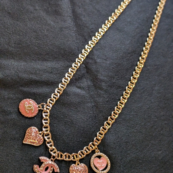 Chanel Charm Necklace - Picture 4 of 11